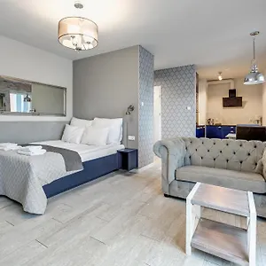Aura Island Riverside By Downtown Apartment